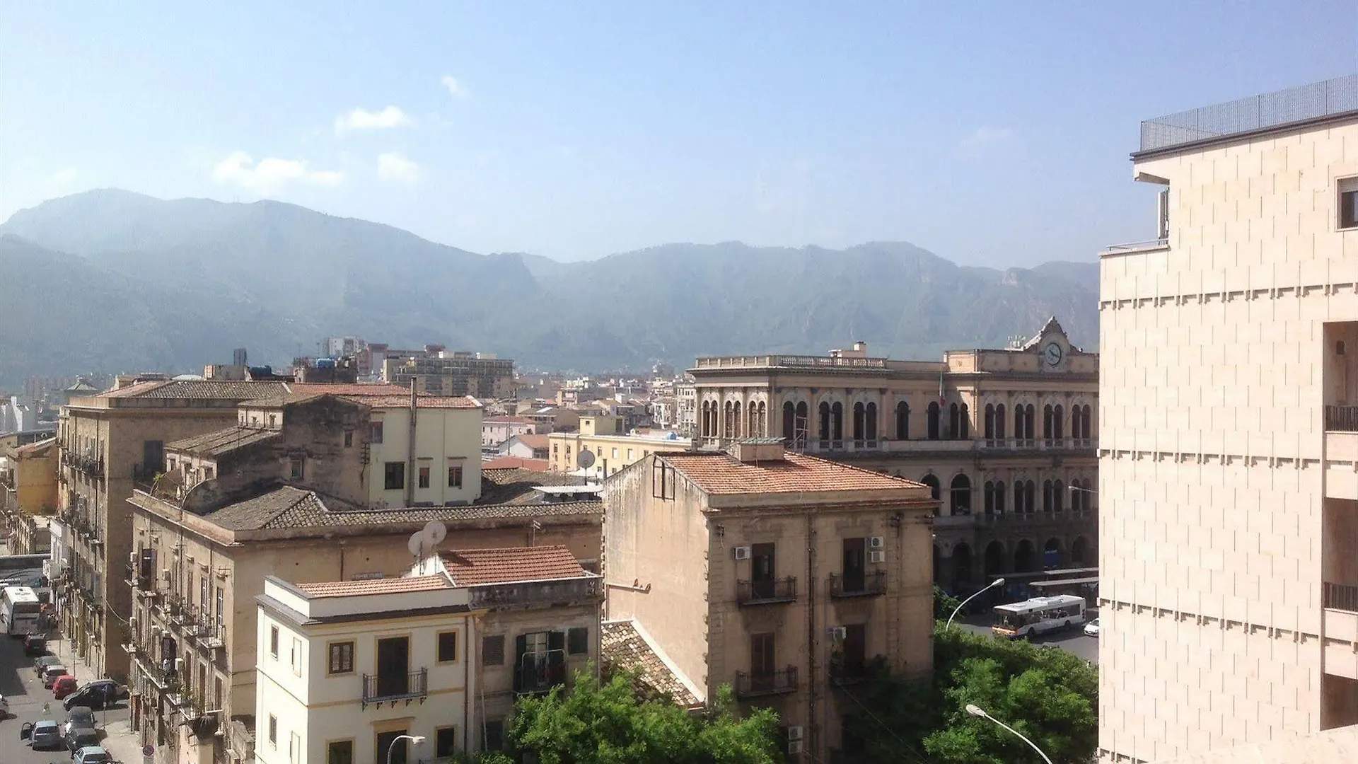 Hotel Albergo Cavour Palermo Italy